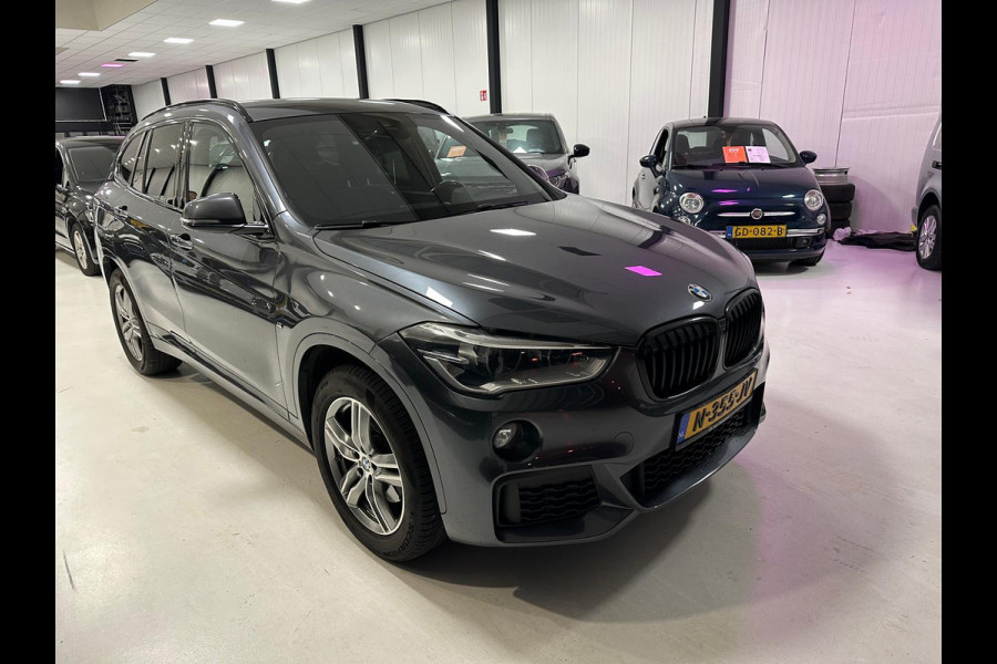 BMW X1 SDrive20i M PAKKET MET 1 JAAR GARANTIE