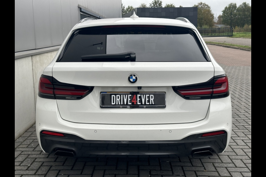 BMW 5 Serie Touring 540i xD High Exe FULL PANO NAVI CAMERA CR CONTROL ELEK PAKKET