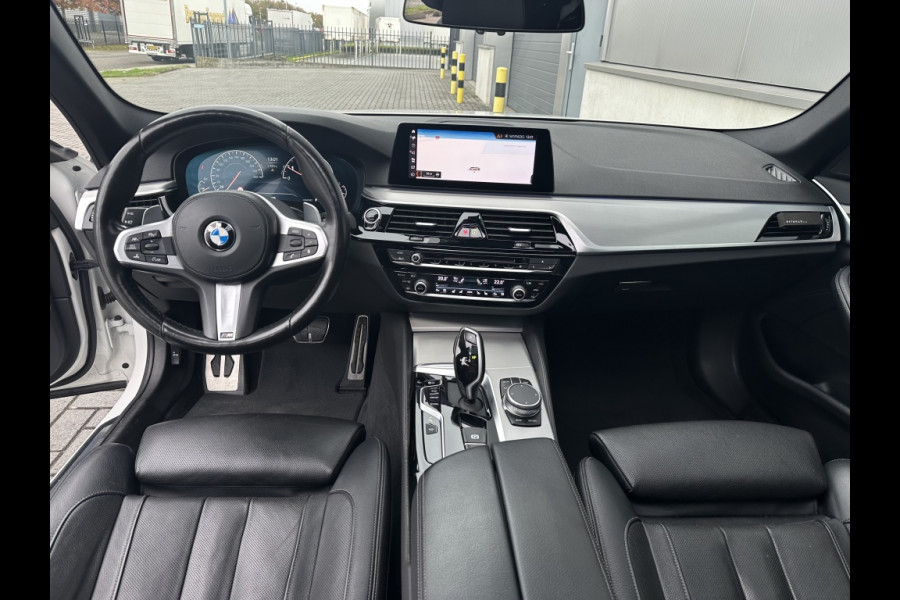 BMW 5 Serie Touring 540i xD High Exe FULL PANO NAVI CAMERA CR CONTROL ELEK PAKKET