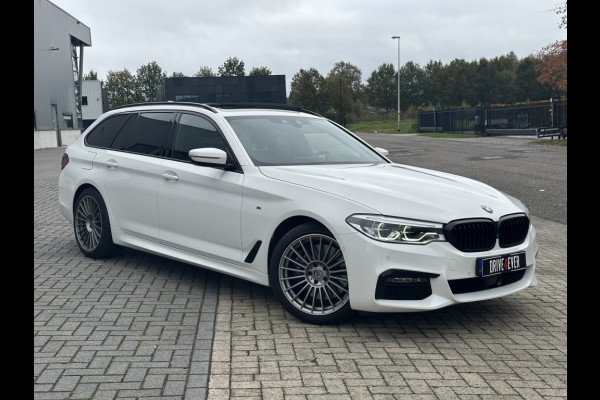 BMW 5 Serie Touring 540i xD High Exe FULL PANO NAVI CAMERA CR CONTROL ELEK PAKKET