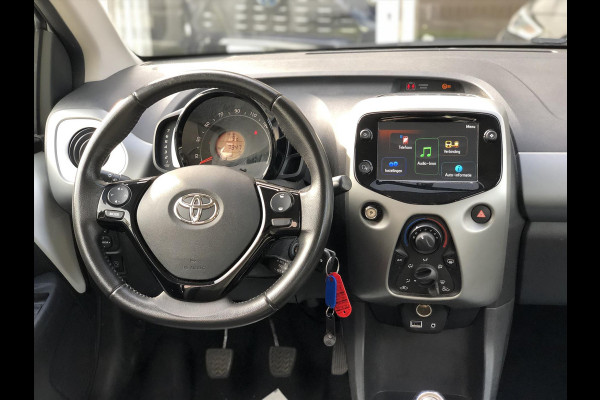 Toyota Aygo 1.0 VVT-i 72pk 5D X-Play | Eerste eigenaar, Apple CarPlay/Android Auto, Parkeercamera, In hoogte verstelbare stoel