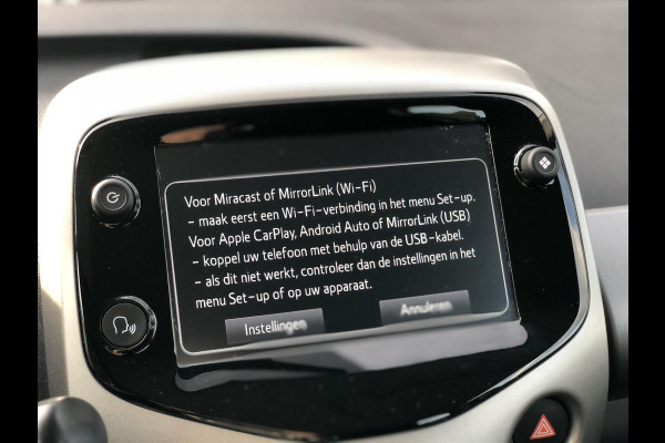 Toyota Aygo 1.0 VVT-i 72pk 5D X-Play | Eerste eigenaar, Apple CarPlay/Android Auto, Parkeercamera, In hoogte verstelbare stoel