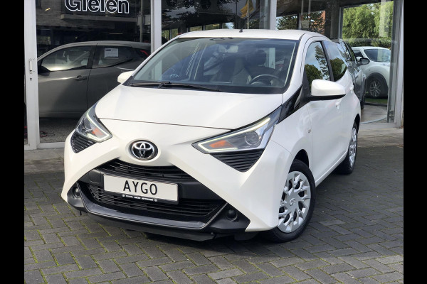 Toyota Aygo 1.0 VVT-i 72pk 5D X-Play | Eerste eigenaar, Apple CarPlay/Android Auto, Parkeercamera, In hoogte verstelbare stoel