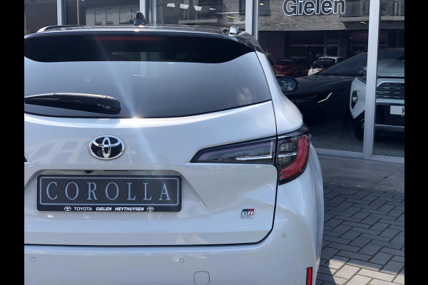 Toyota Corolla Touring Sports 2.0 Hybrid 184pk GR Sport Plus | Head Up Display, JBL, Elektrische achterklep, Dodehoekherkenning