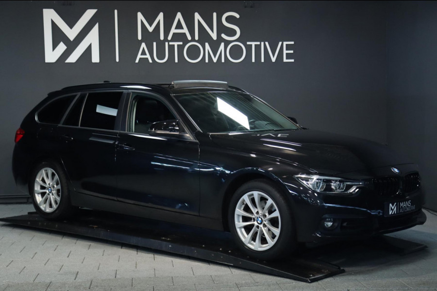 BMW 3 Serie Touring 318i Sportline / PANODAK / LED / PDC V+A / NAVI