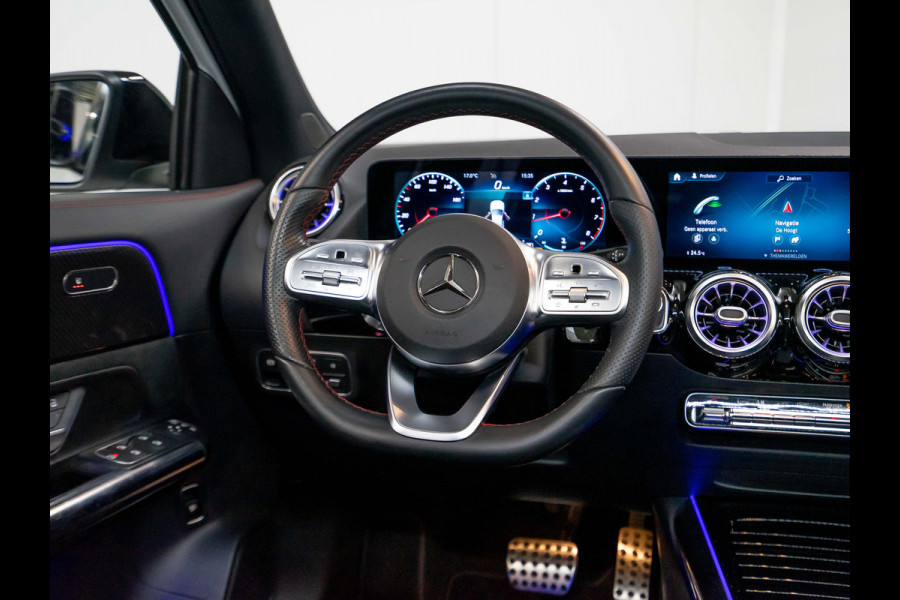 Mercedes-Benz GLA GLA 200 AMG Line | NIGHT | Pano