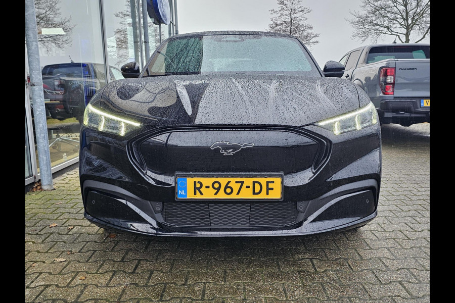 Ford Mustang Mach-E Extended AWD 98 kWh | GT velgen | Dodehoekdetectie | Adaptive cruise | Lane assist | Full led | Lederen bekleding | Camera | BTW verrekenbaar etc.