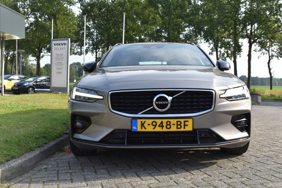 Volvo V60 T4 190Pk Automaat R-Design | Trekhaak | ACC | 19"LMV | Elektr. stoel | Stuurverwarming | Leder | PDC