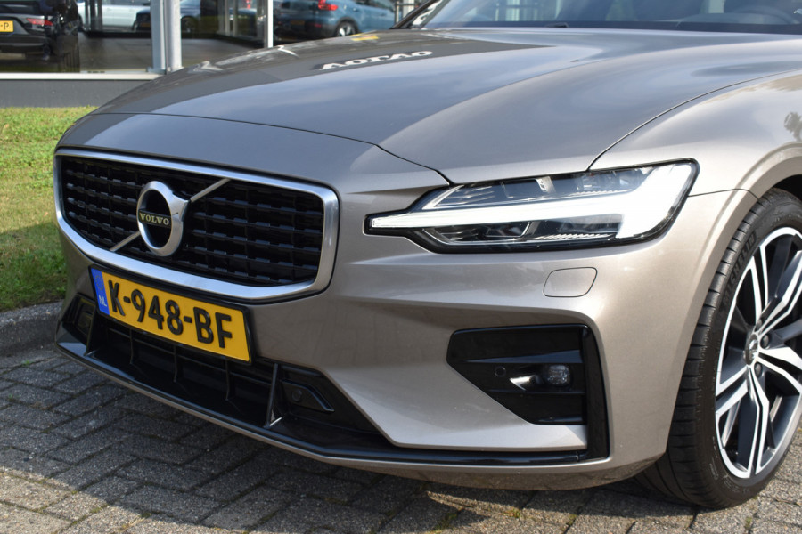 Volvo V60 T4 190Pk Automaat R-Design | Trekhaak | ACC | 19"LMV | Elektr. stoel | Stuurverwarming | Leder | PDC