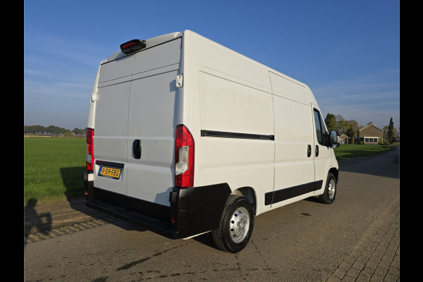 Peugeot Boxer 335 2.2 BlueHDi L2 H2 - Euro 6 - 140 Pk - ParkeerCamera - Airco - Cruise Control