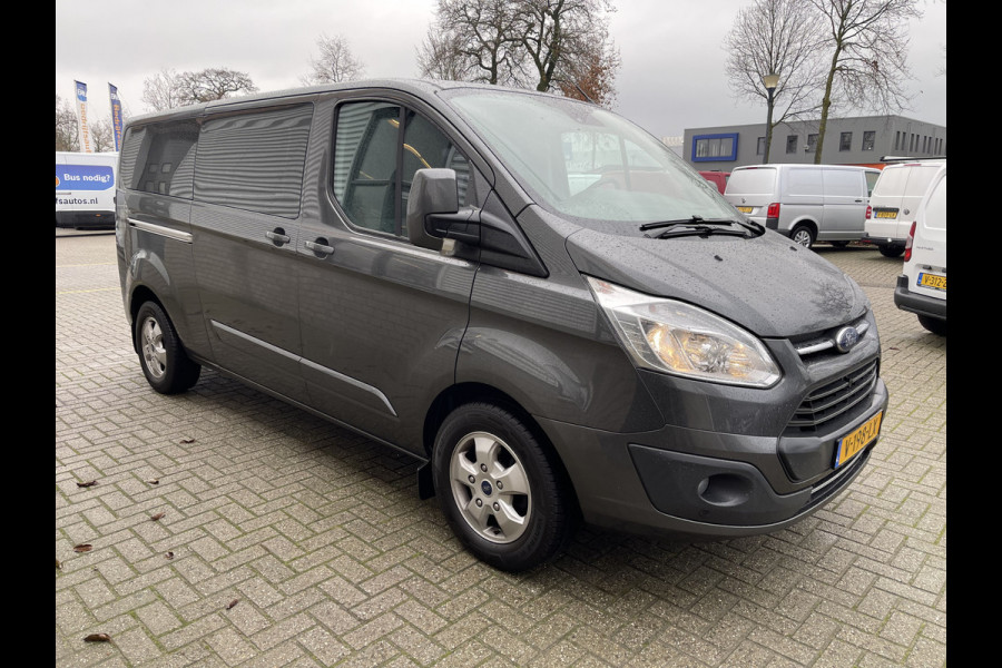 Ford Transit Custom 290 2.0 TDCI 130pk L2H1 Limited DC 5 persoons / vaste prijs rijklaar € 20.950 ex btw / lease vanaf € 375 / airco / cruise / navi / magnetic grijs metallic / trekhaak 2800 kg !