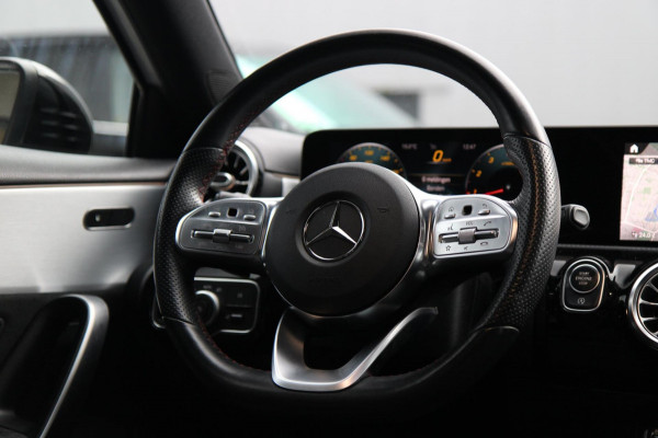 Mercedes-Benz A-Klasse 200 AMG/PANO/SFEERV/CARPLAY/VOLL