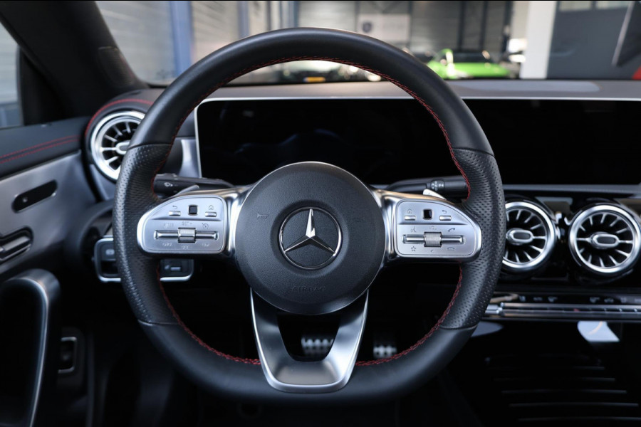 Mercedes-Benz CLA-Klasse 200 AMG MULTIBEAM/VIRTUAL/SFEER/PANO/ALCANTARA+S.VERWARMING+MEMORY/19" LMV/CAM/ACC/ECC/12 MDN GARANTIE!