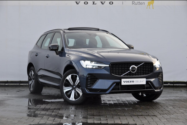 Volvo XC60 T6 350PK Long Range AWD Plus Dark / Adaptieve cruise control / Pilot Assist / Panoramisch schuif-kantel dak / Lederen bekleding / Elektrisch bedienbare voorstoelen met geheugen / Stoelverwarming voor en achter / Apple Carplay /