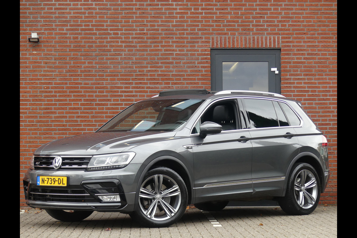 Volkswagen Tiguan 2.0 TSI R-Line Leer/Panoramadak/Trekaak/LED