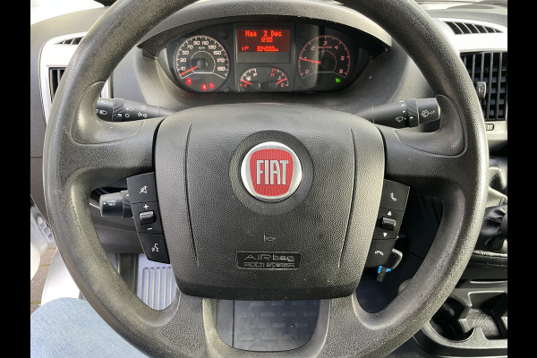 Fiat Ducato 33 2.3 MultiJet L3H2 Clim. control - Cruise control - Parksensoren achter - Navi full map - radio/tel/bluetooth - A-uitrijcamera - multifunctioneel stuurwiel - Trekhaak - 2 zitpl. RV - Zijschuifd.R - Tussenschot  ideaal voor bus camper /verkeerd in goede staat