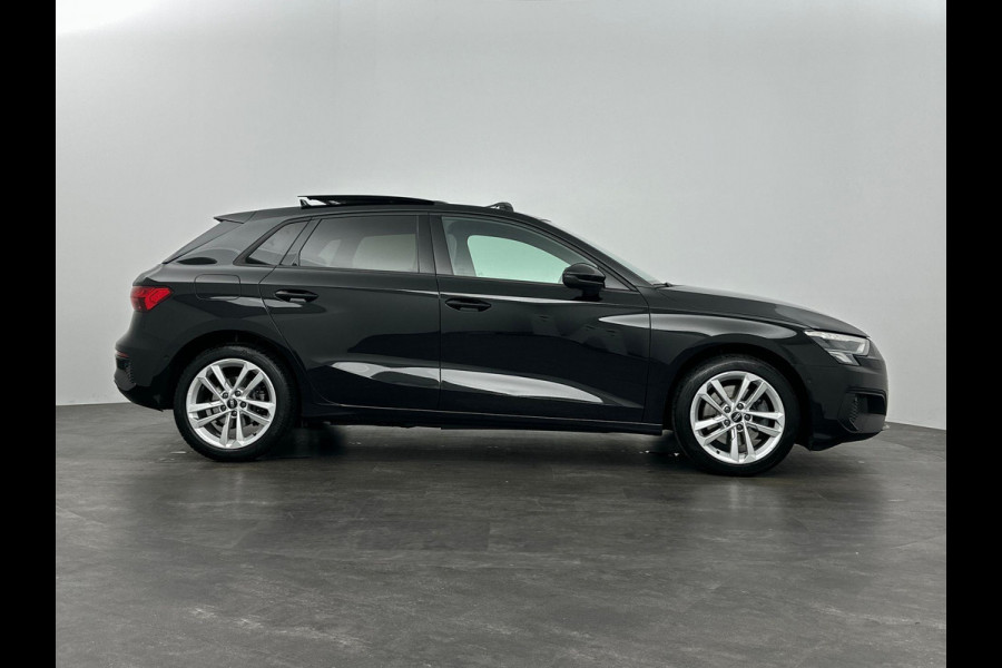 Audi A3 Sportback 40 TFSI e Advanced edition Pano Massage ACC Carplay S-line