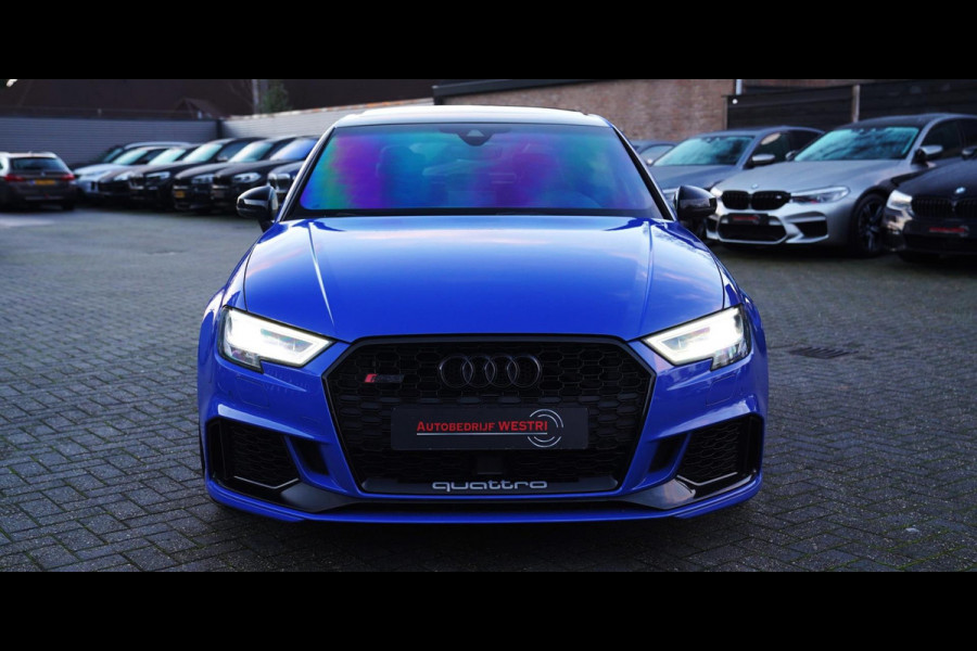 Audi RS3 Limousine 2.5 TFSI RS 3 quattro | Bang&Olufsen | Panorama | RS-zetels | Carbon | Alcantara inleg | Adaptieve cruise | NAP