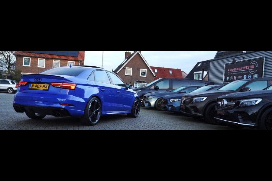 Audi RS3 Limousine 2.5 TFSI RS 3 quattro | Bang&Olufsen | Panorama | RS-zetels | Carbon | Alcantara inleg | Adaptieve cruise | NAP