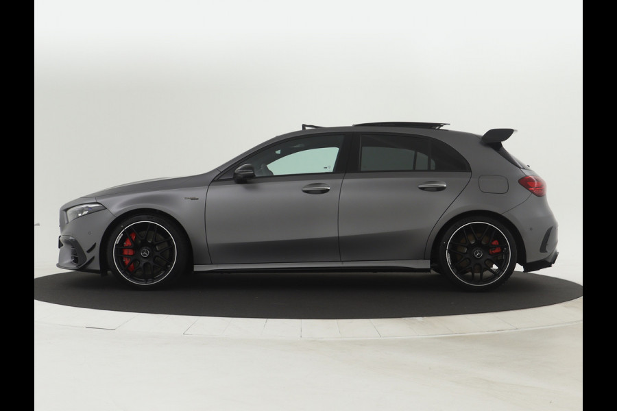 Mercedes-Benz A-Klasse AMG 45 S 4MATIC+ | Night Pack II | Aerodynamica Pack | Premium Plus Pack | Rijassistentiepakket Plus | AMG Performance sportstoelen | Burmester surround sound system | Amg track pace | Extra USB-poorten |