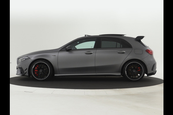 Mercedes-Benz A-Klasse AMG 45 S 4MATIC+ | Night Pack II | Aerodynamica Pack | Premium Plus Pack | Rijassistentiepakket Plus | AMG Performance sportstoelen | Burmester surround sound system | Amg track pace | Extra USB-poorten |