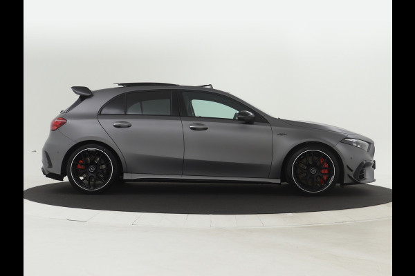 Mercedes-Benz A-Klasse AMG 45 S 4MATIC+ | Night Pack II | Aerodynamica Pack | Premium Plus Pack | Rijassistentiepakket Plus | AMG Performance sportstoelen | Burmester surround sound system | Amg track pace | Extra USB-poorten |