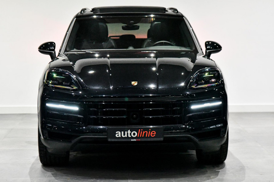 Porsche Cayenne 3.0 E-Hybrid. Nw Model, Chrono, Luchtvering, Pano, Memory, ACC, Camera, Trekhaak, Sfeer!