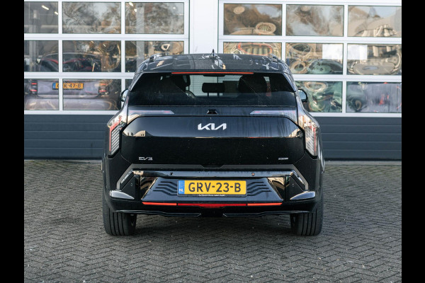 Kia EV3 GT-PlusLine 81.4 kWh Beschikbaar in overleg l Stoel en stuurverwarming  l Schuif kantel dak l