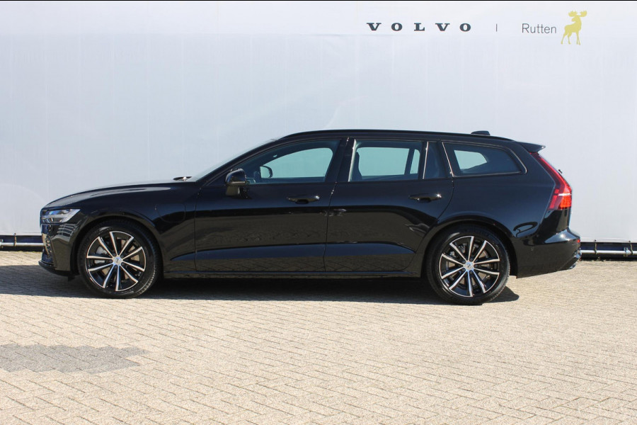 Volvo V60 T6 350PK Autm. Recharge AWD Plus Dark Panoramisch schuif-kanteldak / 18" lichtmetalen velgen / Semi elektrisch wegklapbare trekhaak / 360 graden rondom zichtcamera /