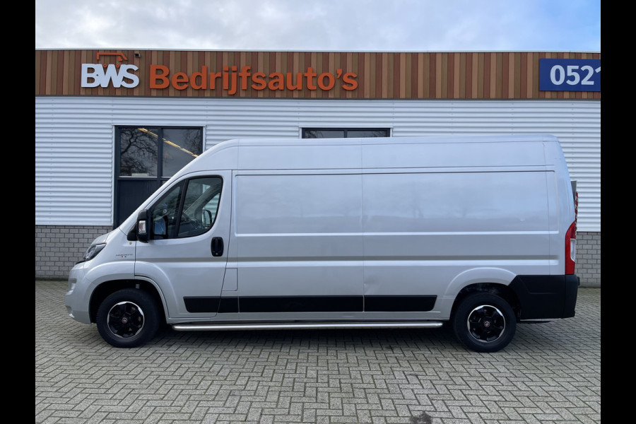 Fiat Ducato 33 2.3 MultiJet L3H2 Luxury Pro met Dhollandia laadklep! / rijklaar € 21.950 ex btw / lease vanaf € 392 / cruise en climate control / zilver metallic / 81.475 km NAP!