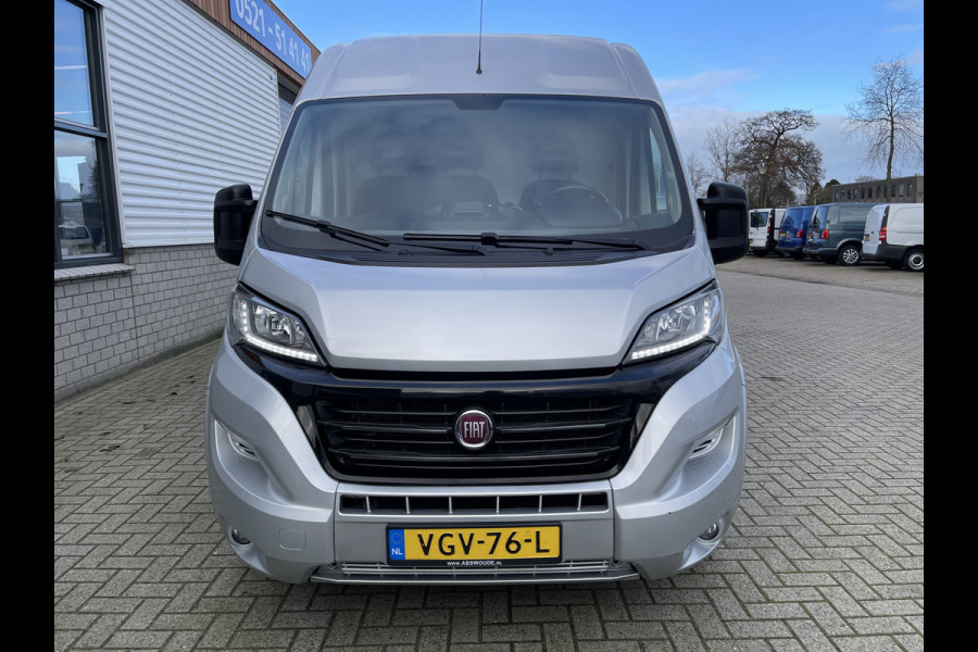 Fiat Ducato 33 2.3 MultiJet L3H2 Luxury Pro met Dhollandia laadklep! / rijklaar € 21.950 ex btw / lease vanaf € 392 / cruise en climate control / zilver metallic / 81.475 km NAP!