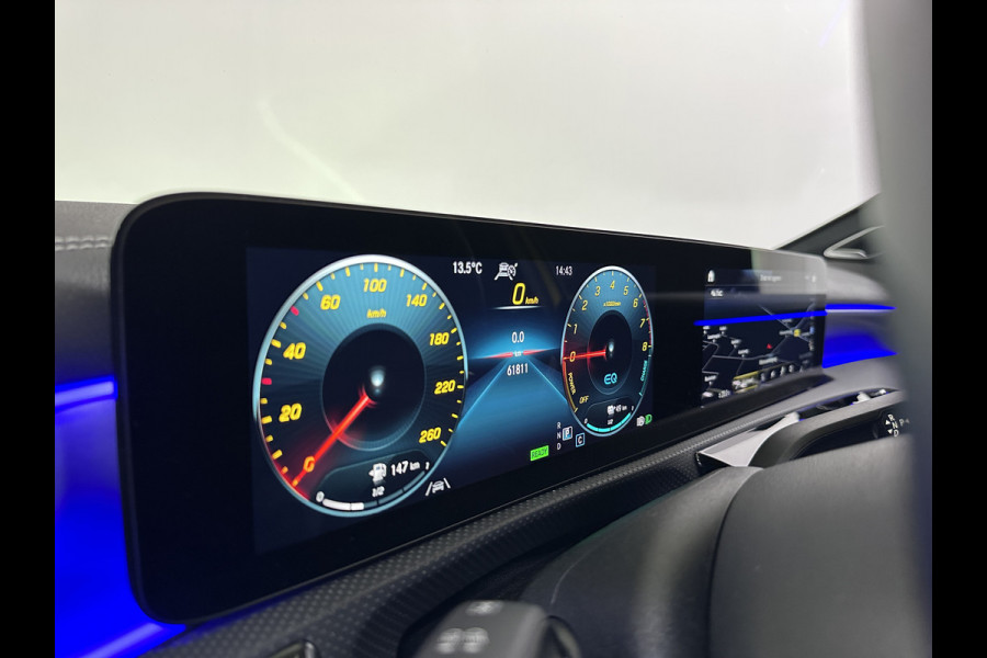 Mercedes-Benz A-Klasse 250 e AMG Edition Plug In Hybrid Dealer O.H 218pk PHEV | Adaptive Cruise | Burmester | Multibeam LED | Widescreen Navi | Sfeerverlichting | Apple Carplay | DAB |