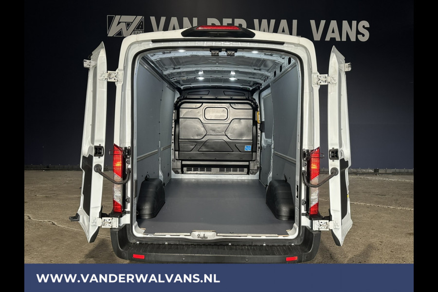 Ford Transit 2.0 TDCI 130pk L3H2 Euro6 Airco | Navigatie | Apple Carplay | LED | Cruisecontrol Android Auto, Verwarmde voorruit, Stoelverwarming, Parkeersensoren, Bijrijdersbank