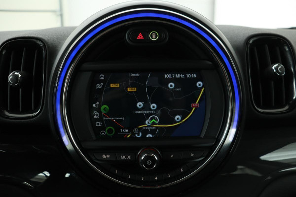 MINI Countryman 1.5 Cooper Business Edition | Carplay | Navigatie | Cruise control | Airco | PDC | Bluetooth