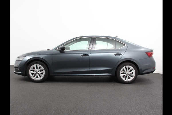 Škoda Octavia 1.0 e-TSI 110pk DSG Style | Navigatie | Apple Carplay/Android Auto | Adaptive Cruise Control | Camera | Stoelverwarming | Lichtmetalen Velgen