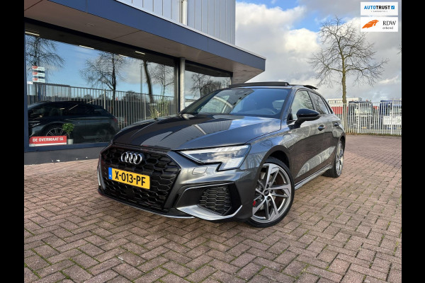 Audi A3 Sportback 45 TFSI e S-Line | Pano | HUD | Matrix