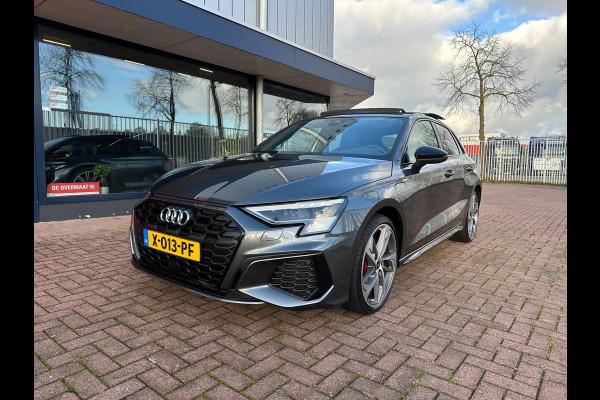 Audi A3 Sportback 45 TFSI e S-Line | Pano | HUD | Matrix