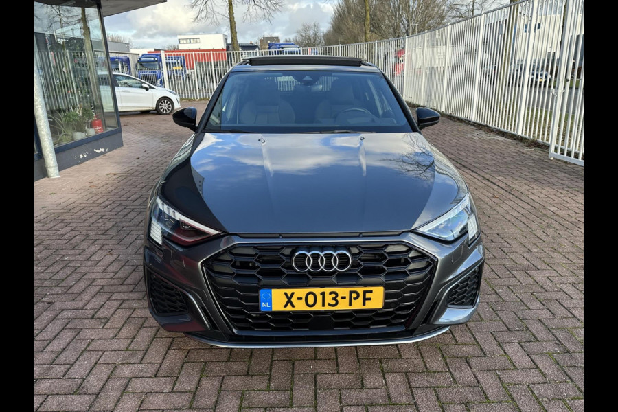 Audi A3 Sportback 45 TFSI e S-Line | Pano | HUD | Matrix