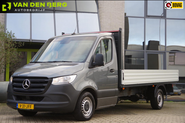 Mercedes-Benz Sprinter 316 2.2 CDI L3 OPEN LAADBAK, AUT. 3.5T TREKHAAK, 3-ZITS, ADAPT. CRUISE, MBUX 10'', NAVI, CLIMA, PICK-UP