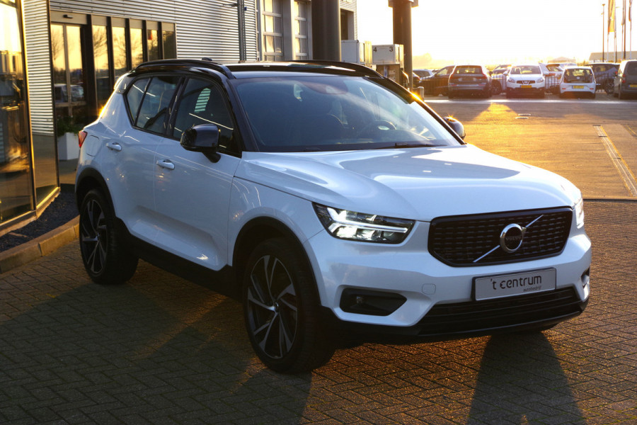 Volvo XC40 1.5 T5 Recharge 262 PK R-Design PHEV, Leder-Alcantara, 20" Velgen, Keyless, LED