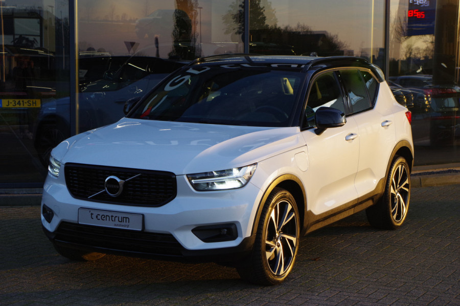 Volvo XC40 1.5 T5 Recharge 262 PK R-Design PHEV, Leder-Alcantara, 20" Velgen, Keyless, LED