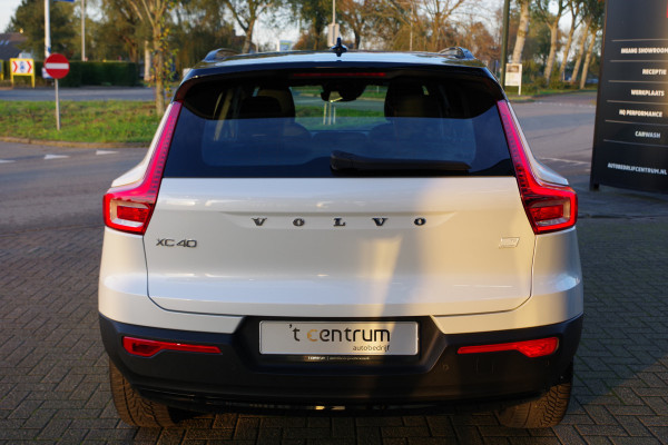 Volvo XC40 1.5 T5 Recharge 262 PK R-Design PHEV, Leder-Alcantara, 20" Velgen, Keyless, LED