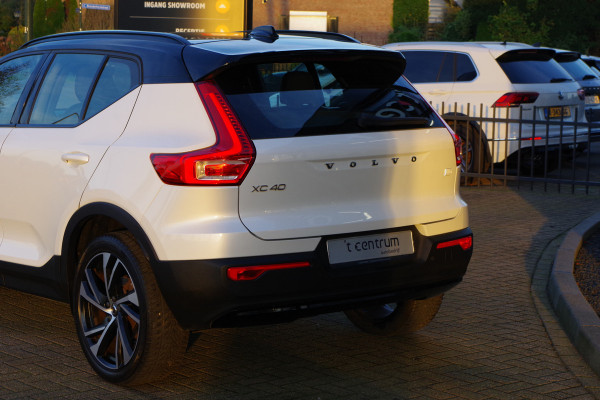 Volvo XC40 1.5 T5 Recharge 262 PK R-Design PHEV, Leder-Alcantara, 20" Velgen, Keyless, LED