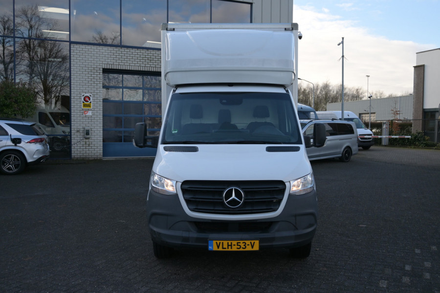 Mercedes-Benz Sprinter 516 CDI L3 Bakwagen met Dhollandia klep MBUX met navigatie, Gesloten laadbak met laadklep