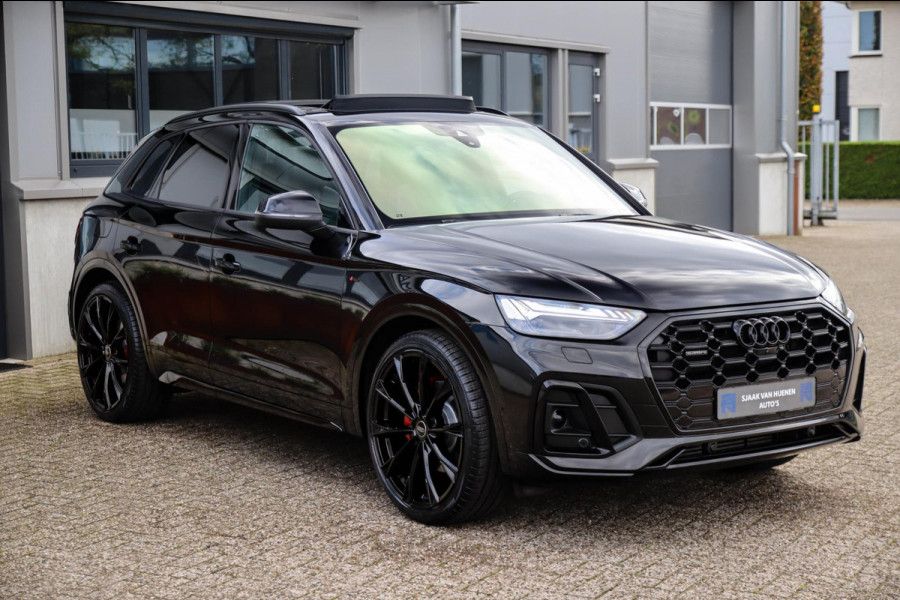 Audi Q5 55 TFSI e Quattro Competition S Edition S-Line 367pk Automaat|Luchtvering|Panoramadak|Virtual Cockpit|OLED Matrix|Trekhaak