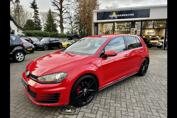 Volkswagen Golf 2.0 GTI 220PK DSG 2eEig|NaviXenon|19inch|Climate