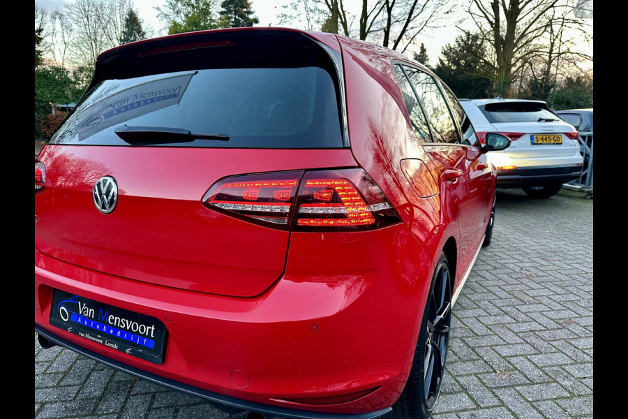 Volkswagen Golf 2.0 GTI 220PK DSG 2eEig|NaviXenon|19inch|Climate