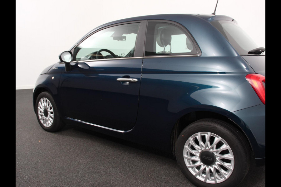 Fiat 500 1.0 Hybrid Dolcevita | Cruise control | Climate Control | Panorama dak | Apple Carplay/ Andriod Auto | Parkeer sensoren achter | Radio/ DAB+