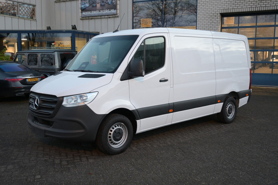 Mercedes-Benz Sprinter 315 CDI L2H1 Pro 3500kg trekhaak, Smartphone integratiepakket