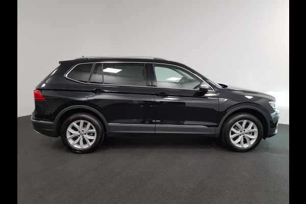 Volkswagen Tiguan Allspace 1.5 TSI 150pk DSG Highline 7p. | Navigatie | Climate Control | Camera 360 | Parkeer Sensoren | Adaptive Cruise Control | Electrisch bedienbare achterklep | Stoelverwarming